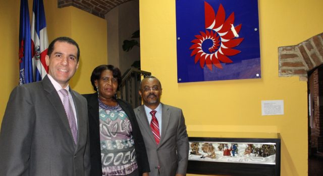 Programa busca reconocer el trabajo y el talento de los artesanos y diseñadores