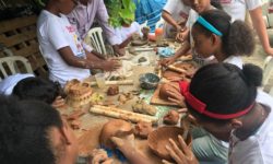 Finaliza campamento de niños y adolescentes para la artesanía en la Ciudad Colonial